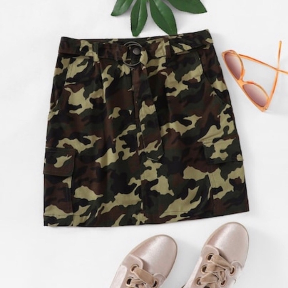 💥 Tie Waist Camo Print Skirt